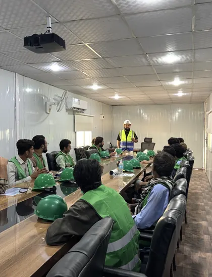 پشاور برانچ میں سیفٹی کی کلاس